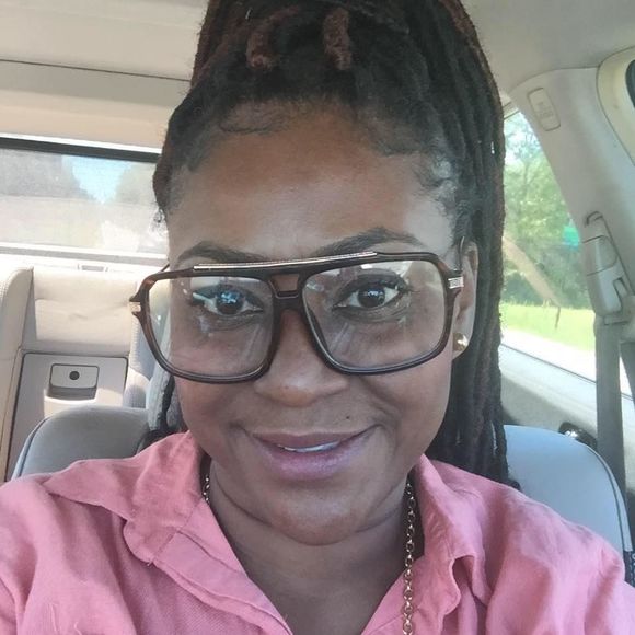 Meet your Posher, Drewcilla - Picture 1 of 1